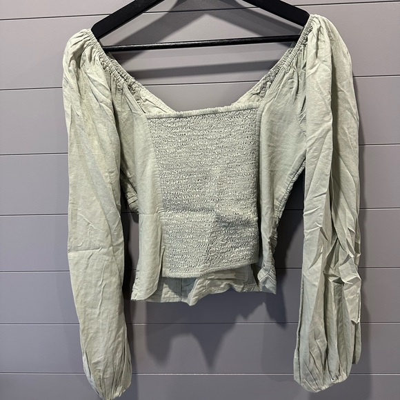 Abercrombie & Fitch Sage Green Peplum Puff Sleeve Blouse - Picture 5 of 5